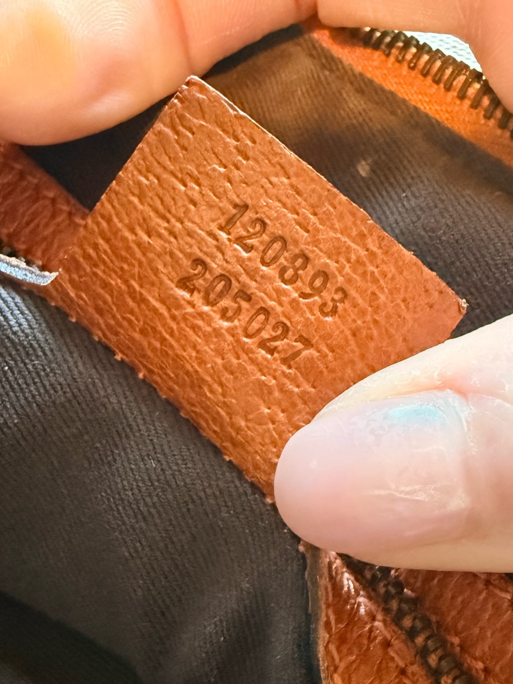 Gucci Nail Head Brown GG Canvas Crossbody with Cognac Leather Trim - Picture 5 of 12